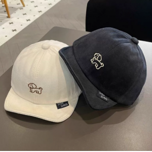 Baby soft brimmed baseball cap, children's Korean version duckbill cap, male and female children's sun protection adjustable